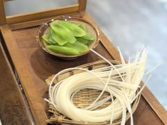 -黔有有贵州酸汤夺夺粉火锅(五味十字店)