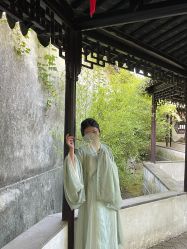 -一揽芳华汉服旗袍体验馆(拙政园店)