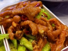 酸辣无骨凤爪-金陵暴走小龙虾·迷踪蟹(凯德MALL店)