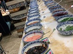 自助调料区-清真军邺·金富苑肥牛(石坡街旗舰店)