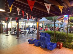 -东海岸人工湖美食村