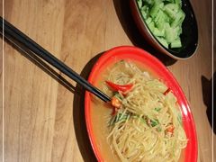 -先启半步颠小酒馆(虹桥龙湖天街店)