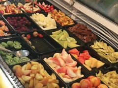 自助取餐区-老炳·七丛松甘草水果