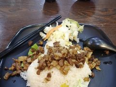 -陈老斯呼尔嗨吃烧烤(科巷店)