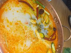 -洱火云南酸菜牛肉火锅(石景山当代商城店)