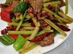小炒牛肉-畔山酒店中餐厅