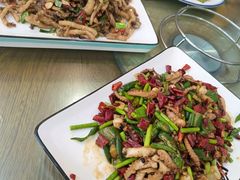 -百味地锅鸡(铜山路店)