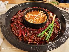 -黄潇洒老火锅(九眼桥宏济巷店)