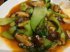 -巧婆婆特色东北菜·铁锅炖