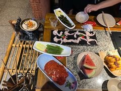 -老牌坊云南鱼豆花火锅(哈西万达店)