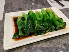 白灼广东芥兰-港丽餐厅(龙之梦长宁店)