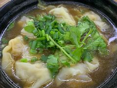 清汤抄手-耙豌豆重庆小面
