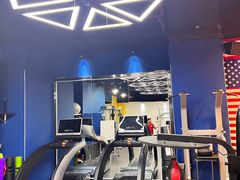 -成杰格斗·拳击·柔术·防身术(建设路店)