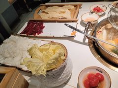 -牛人日志·鲜牛肉骨汤火锅(万科里瑧店)
