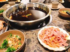-肖肖酸萝卜鱼火锅(总店)