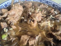 -华龙特色大骨鸡农家菜馆