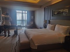 -天津京基皇冠假日酒店