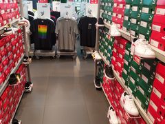 -法雅体育工厂店(皂君庙路店)