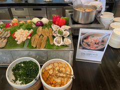 -圣丰索菲特·2 On 988 Café 自助餐厅