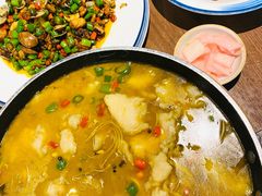 -有红鸡毛店·川菜(建设路店)