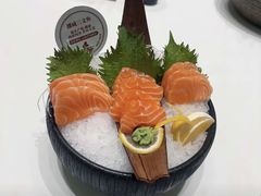 -红鼎豆捞·非遗鲍皇汤火锅(宝丰路店)