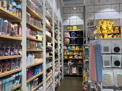 -名创优品(广东省广州琶洲保利广场店)