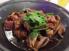 -樱花里音乐餐吧·牛扒椰子鸡(东圃店)