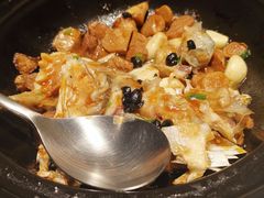 秘制砂锅大鱼头-炳胜品味(海印总店)