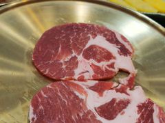 -臻牛烤肉
