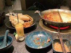 -湊湊火锅·茶憩(打浦桥日月光店)