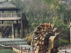 -茅山东方盐湖城景区