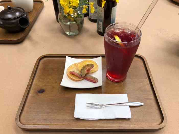 saigon cafe-"导游请喝咖啡,来到了这家市区的店,听说是.