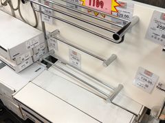 -百安居装修建材卖场(泰然店)