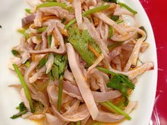 -侬佳蒸菜馆(听潮店)
