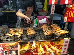 -六合夜市