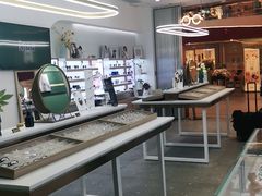 -无界眼镜MaxLess(南翔印象城店)