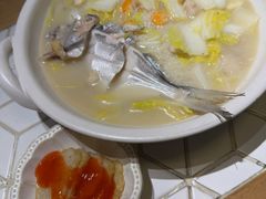 东海银鲳鱼汤米面-十面欢腾·海鲜面·台式Bistro(长乐路店)