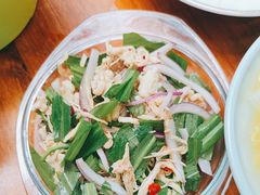 鸡丝拌桃仁-云隐小厨·传统大理美食(复兴路店)