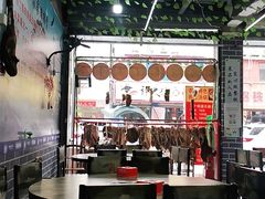 大堂-云南印象昭通天麻火腿鸡(新疆石油花园二期店)