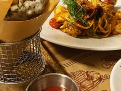 -Mark&Mars Restaurant