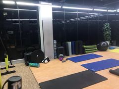 -Liking Fit24小时智能健身(金汇路韩国街店)