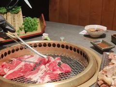-铭牛烧肉·和牛海鲜自助(高新月牙湖店)