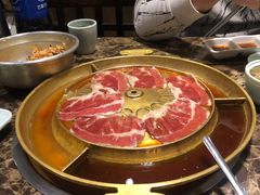 -猪啊牛呀羊啊铜盘烤肉(正大广场店)