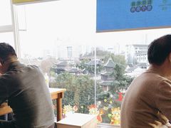 -包整·丝娃娃(一览甲秀楼风景店)