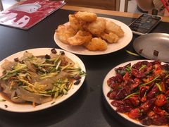 -红东阁东北菜烤肉酒馆(CROSS万象汇店)