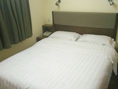 -岭南佳园连锁酒店(广州北京路步行街农讲所地铁站店)