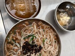 -正宗杨记普洱酸醋米线(总店)