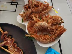 -覃记海鲜美食餐厅