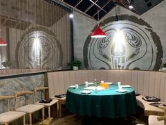 -叶派龙虾•招牌香辣蟹·海鲜(中海国际店)