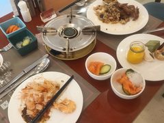 -元一希尔顿酒店·鲜切牛肉火锅禅自助餐厅